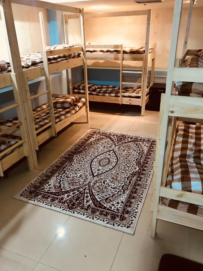 Asia Hostel Almaty Eksteriør bilde