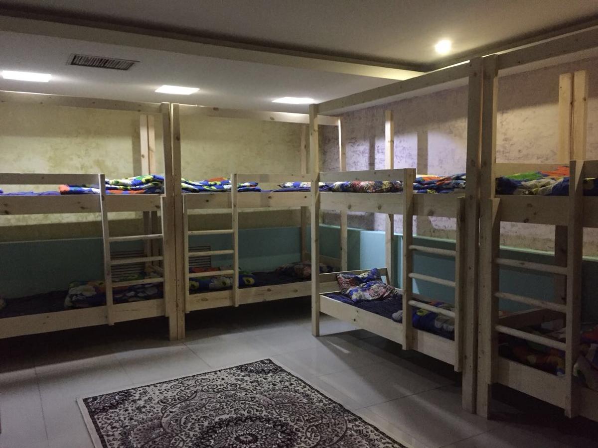Asia Hostel Almaty Eksteriør bilde