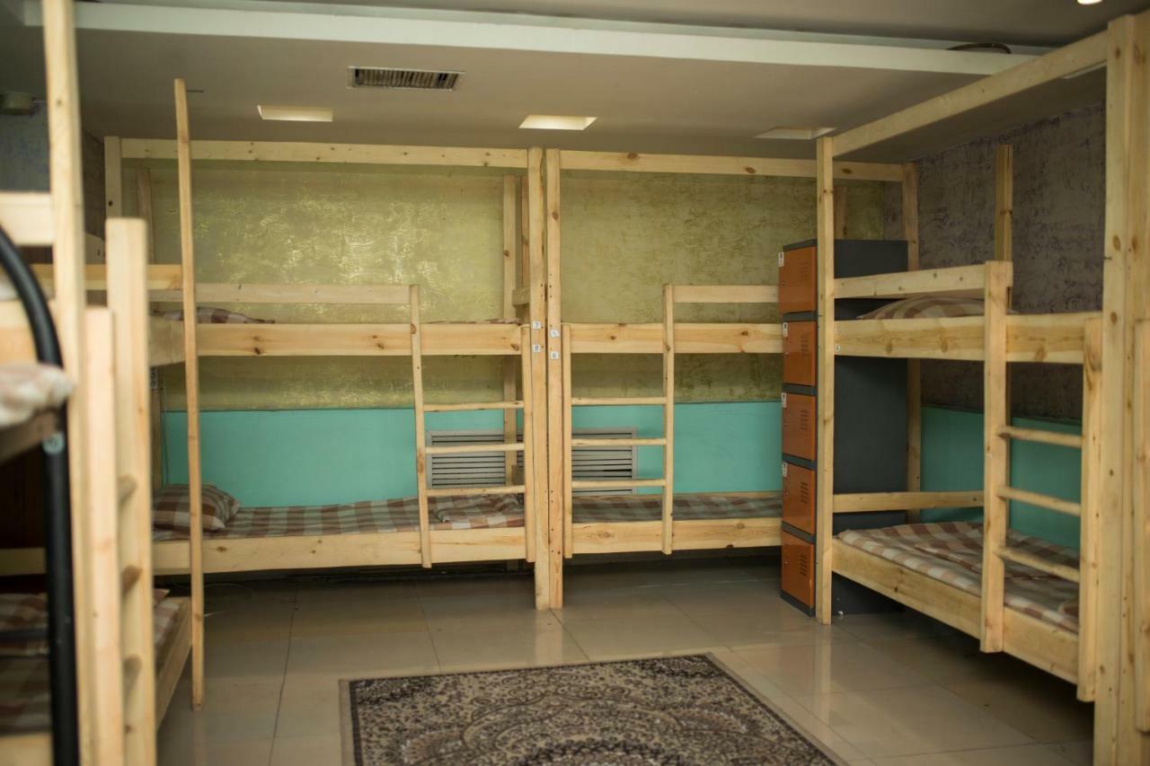 Asia Hostel Almaty Eksteriør bilde